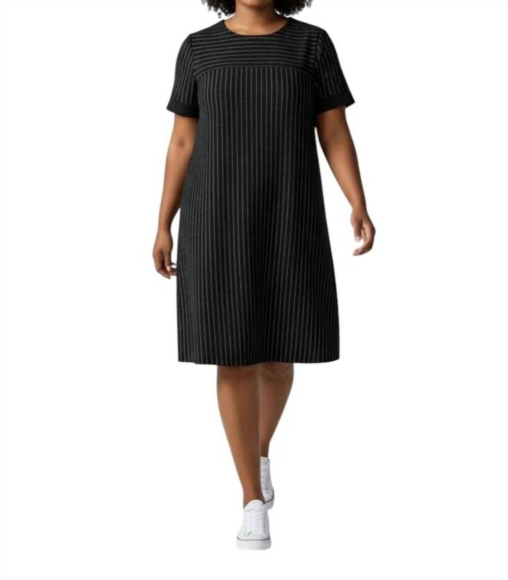 NEW MI JONG LEE stitch shift dress in black